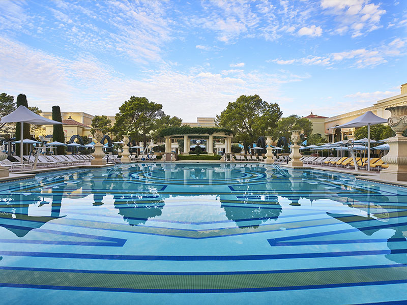 Bellagio Pool