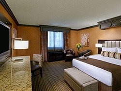 Golden Nugget 1 Bedroom Parlor Suite